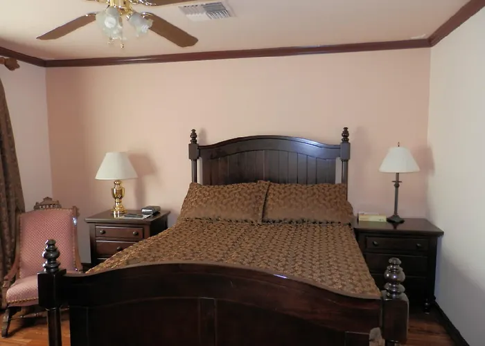 Hotel Gaslight