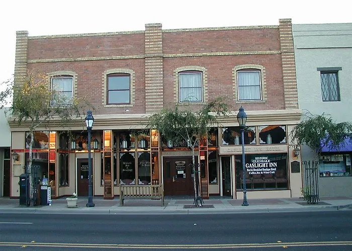 Gaslight 3* Glendale