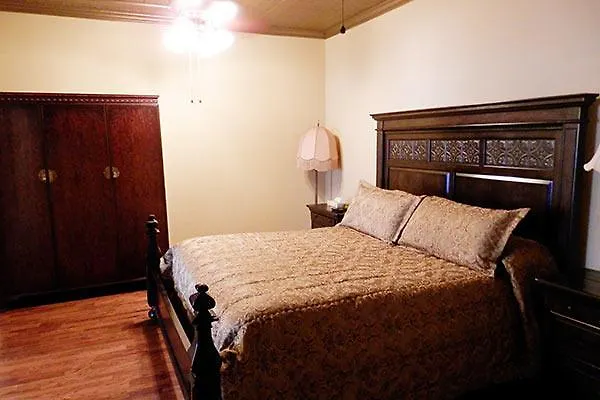 Gaslight 3* Glendale