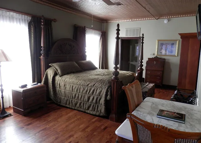 Gaslight 3* Glendale