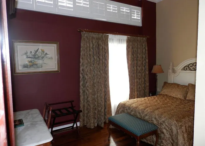 Gaslight 3* Glendale