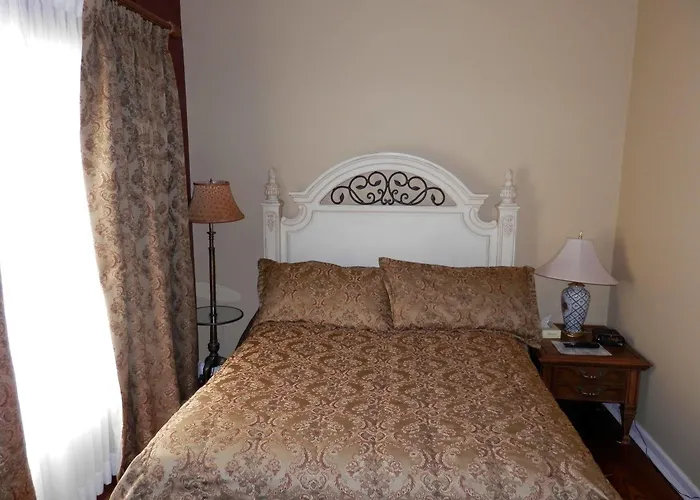 Gaslight 3* Glendale